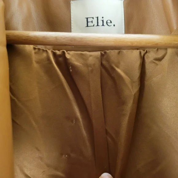 Elie Tahari Women Size M Trench Coat Faux Leather Tan Quiet Luxury Spring Preppy - Picture 5 of 7